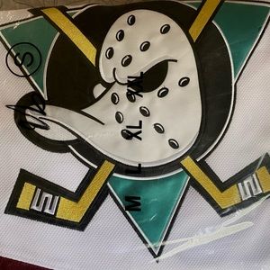 NEW!!!! Mighty Ducks Jersey
